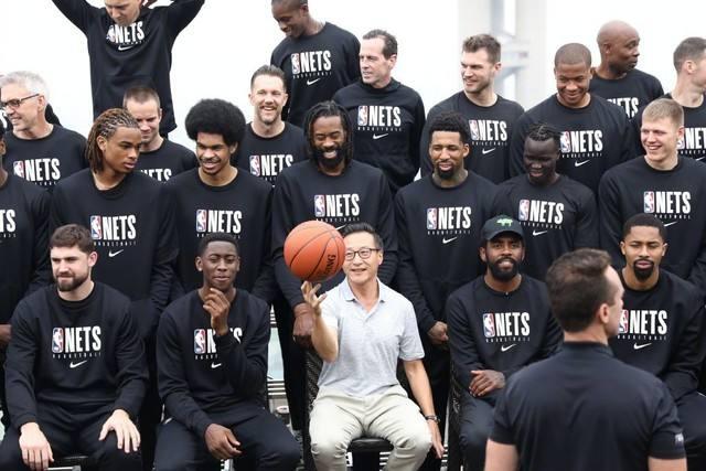 大罗：维尼修斯和拉菲尼亚可以争金球奖；更多人参与将帮助中国队进步（罗纳尔多：维尼修斯与拉菲尼亚有望角逐金球；扩大参与度将助中国队提升）