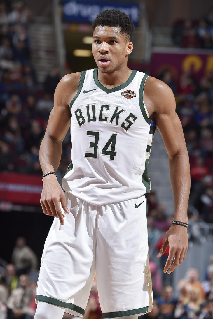 HWG！罗马诺：哥甲联赛20岁后卫阿里扎拉将加盟AC米兰（罗马诺确认：AC米兰将签下哥甲20岁后卫阿里扎拉）