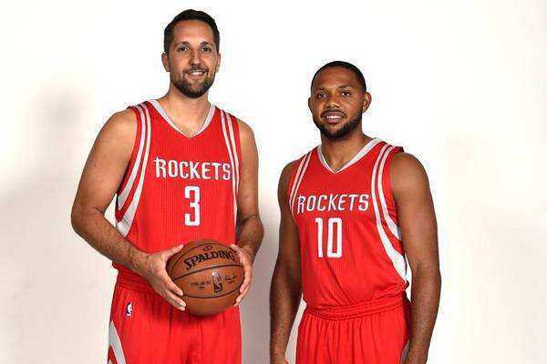 新援哈托身穿世俱杯冠军徽章球衣亮相，切尔西将持有4年（切尔西新援哈托穿世俱杯冠军徽章战袍亮相，合同期4年）